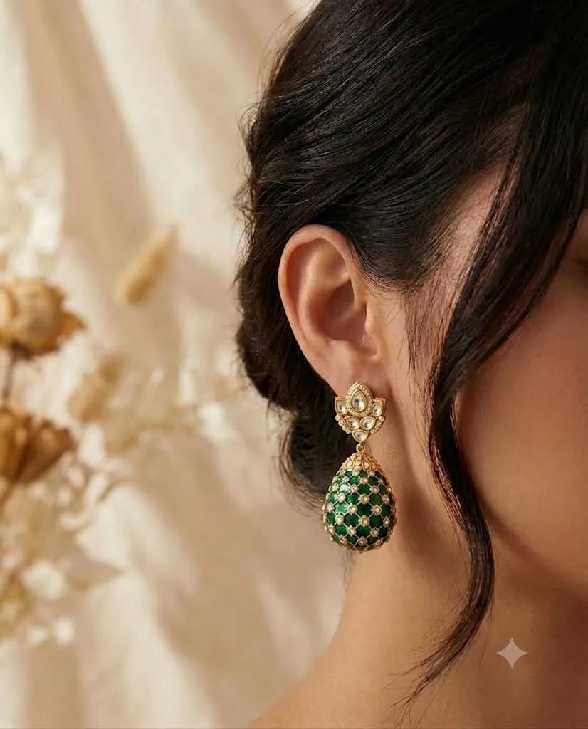 Emerald Lattice Drop Earrings