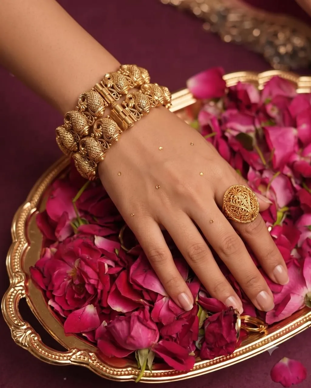 Antique Gold Dome Bracelet